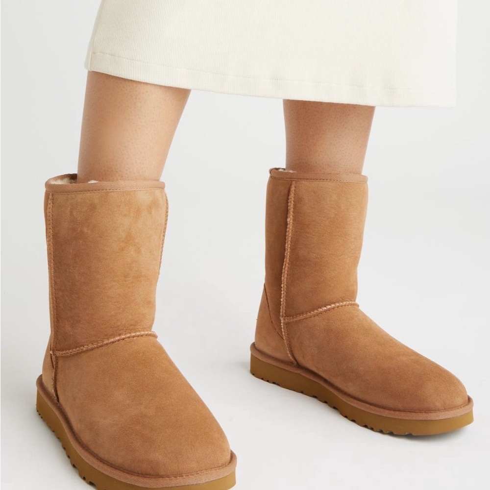 UGG Classic ll Chestnut Suede Winter Boots